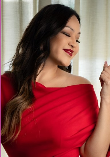 Woman with styled eyelashes